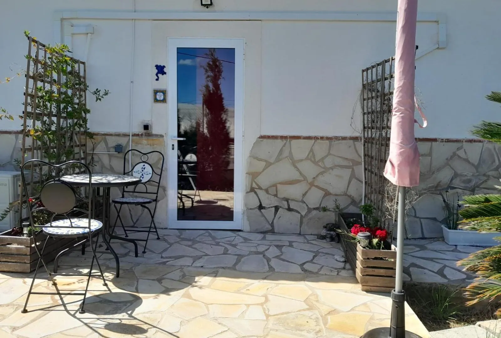 Bed and Breakfast La Rana Azul Velez Malaga 0*,  Spanien